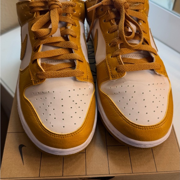 Nike dunks - Picture 3 of 6